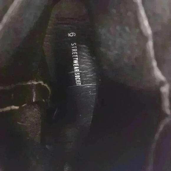 Streetwear Society Black Platform Heeled Boot Size 6 - Picture 5 of 6